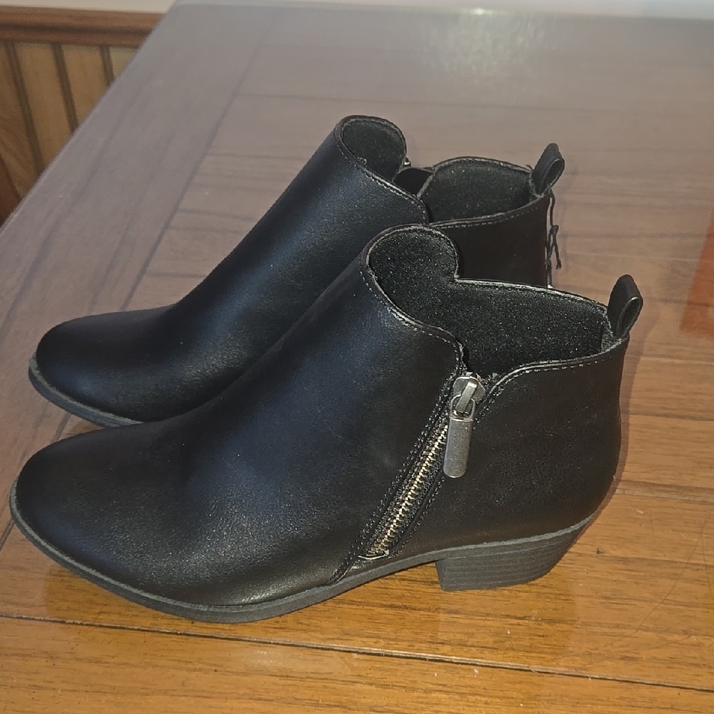 Black Ankle Boots Sonoma size 6 girl